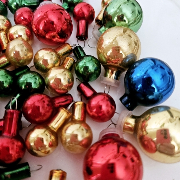 Vintage Miniature mercury glass Christmas balls Mixture Red Green Blue Gold - Picture 4 of 7